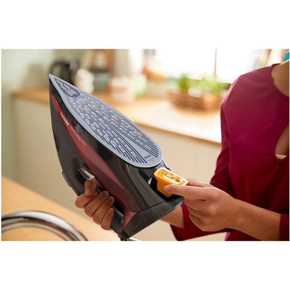 Philips DST7022/40 - 7000 Serisi, HV Buharlı Ütü, Siyah/Kırmızı